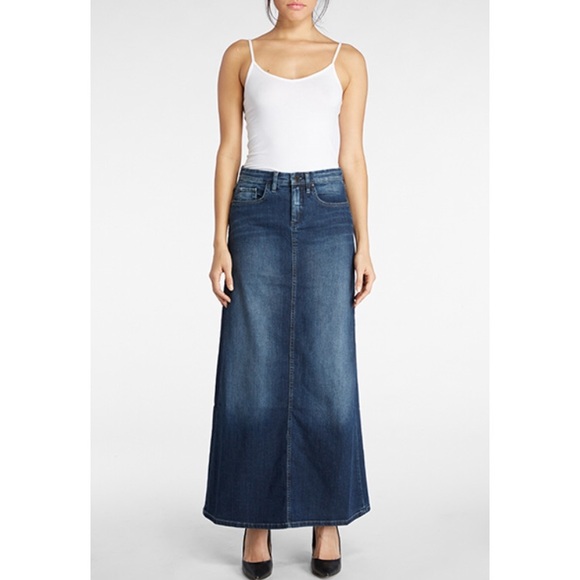 blank denim skirt